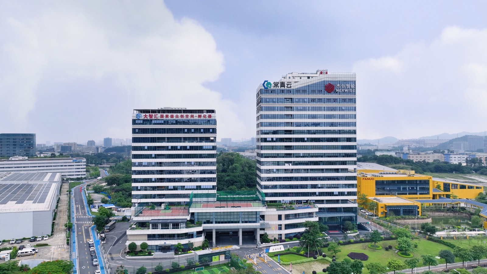 永乐高ylg888888大厦（晴天）